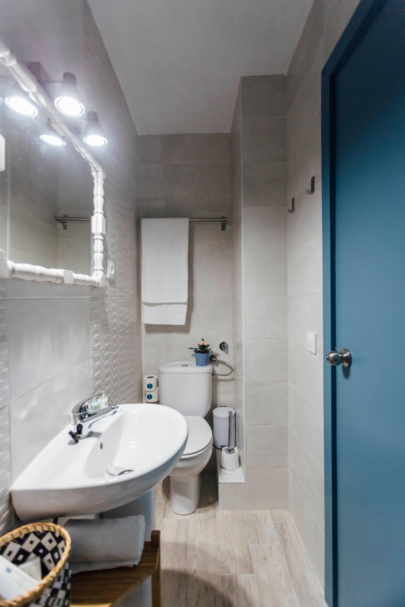Stunning And Colorful- 4Bd 2Bth- Santa Cruz Lägenhet Sevilla Exteriör bild
